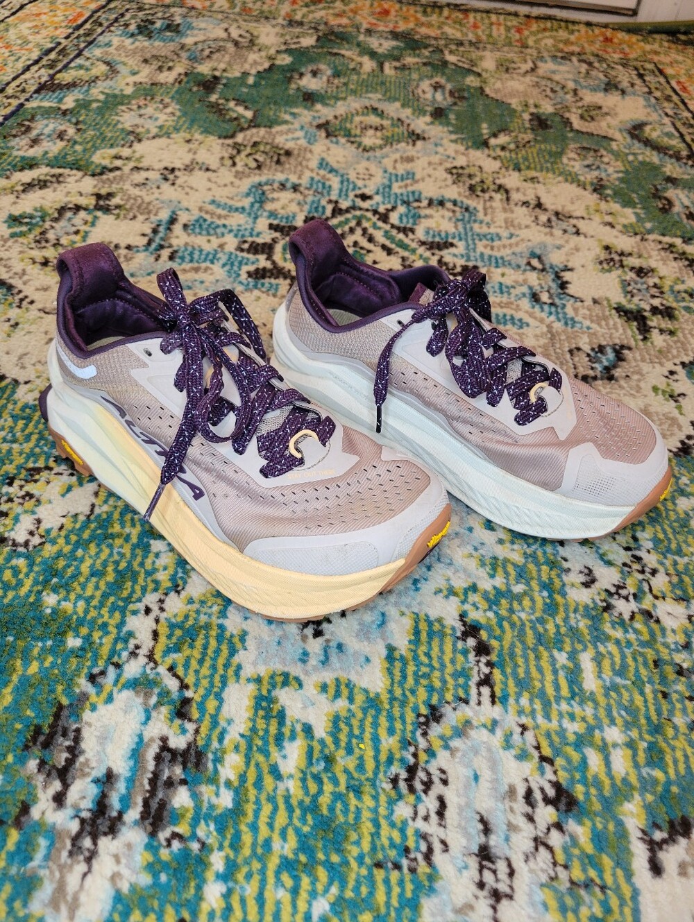 Altra Olympus 6 Purple/Taupe Trail Running Shoes Vibram Soles, Size Womens 6